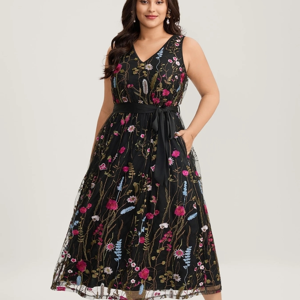 BloomChic Black Dress with Multicolor Floral Embroidery - Picture 3 of 4